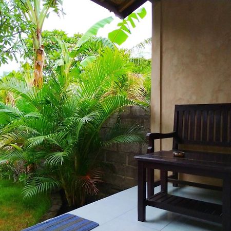 Angga Guest House Пемутеран Екстер'єр фото