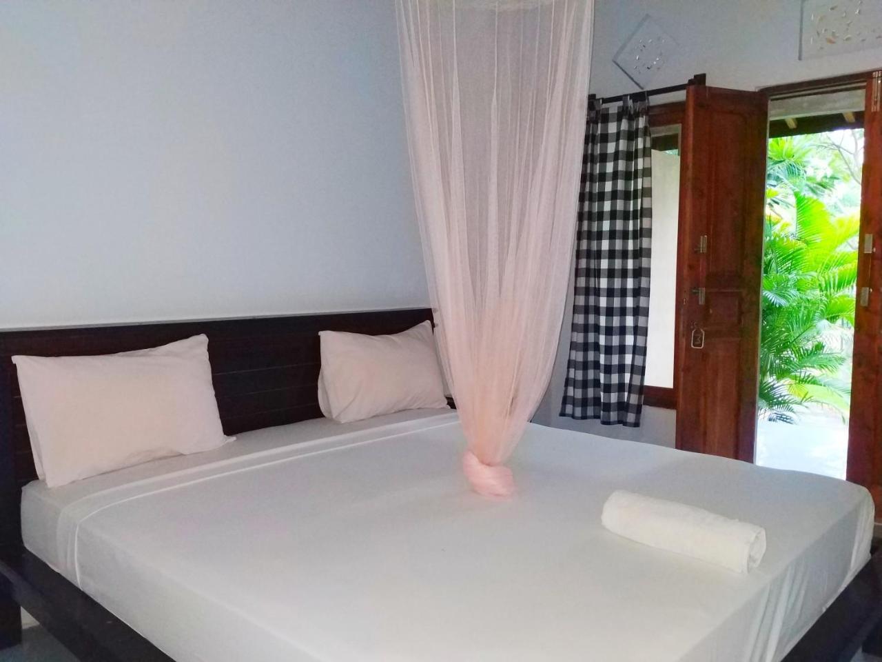 Angga Guest House Пемутеран Екстер'єр фото